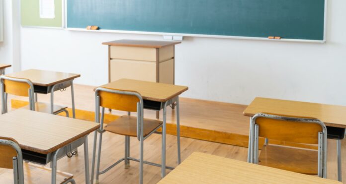 Ayuso anuncia un Plan de Rescate de Matemáticas pionero en colegios e institutos