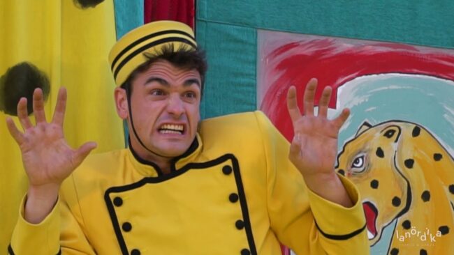 San Fernando de Henares acoge ‘Cándido’, un espectáculo de humor y circo para todos los públicos