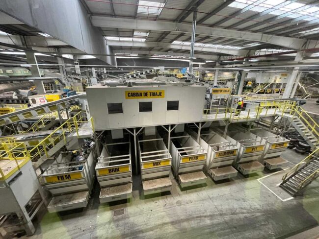 Más de 2,7 millones de euros al complejo medioambiental de Loeches para mejorar el tratamiento de residuos