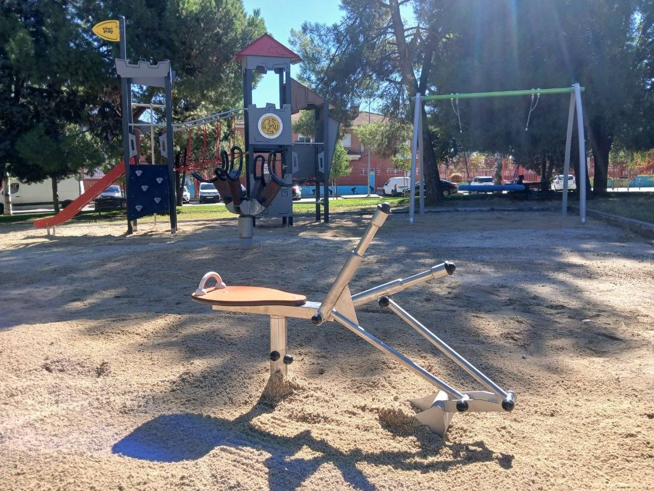 San Fernando renueva el parque de Plaza Guernica y actuará en Sánchez Ferlosio